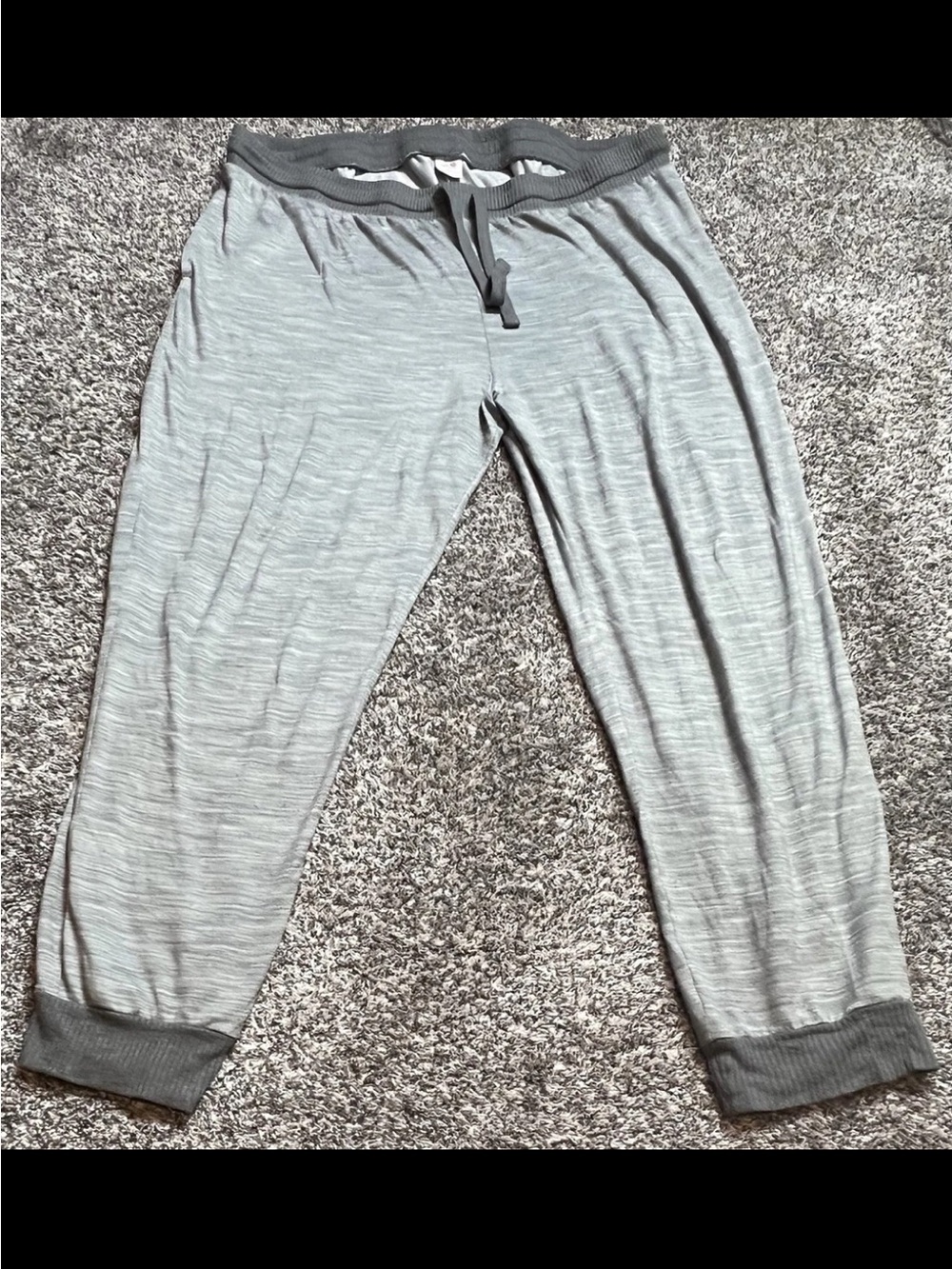 Secret Treasures Womens Light Heather Gray Jogger Sweatpants with Dark Gray Trim